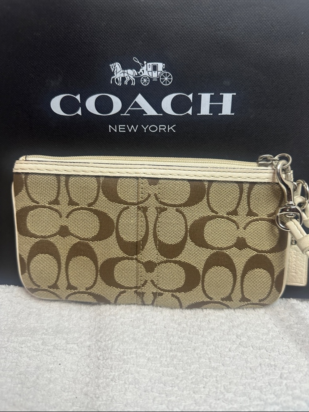 Coach Tan Signature Canvas Wristlet with Navy and Cream Accents - Picture 3 of 9